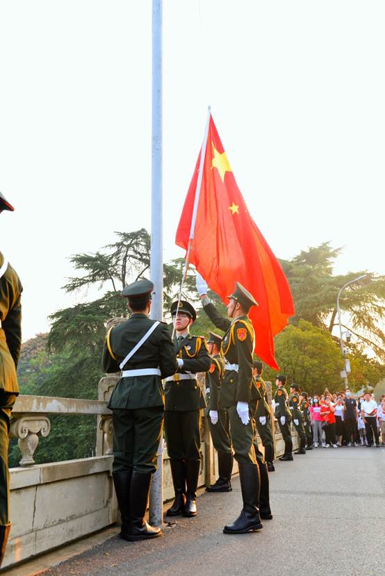 clip_image008.jpg clip_image008.jpg